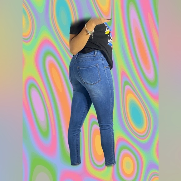 Refuge Jeans - Picture 2 of 3